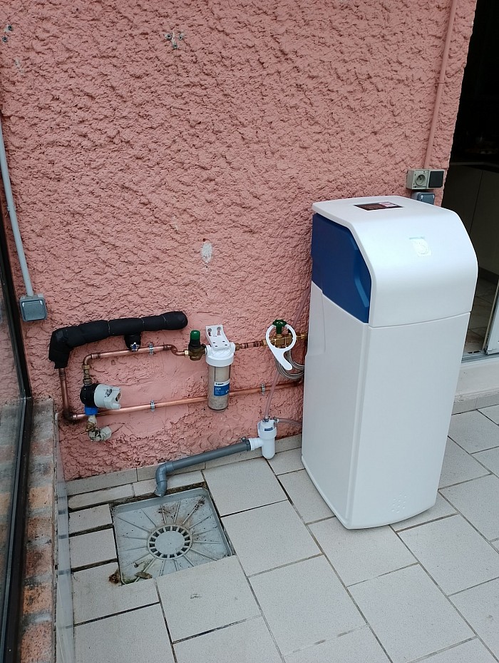 Installation d’un adoucisseur BWT Aqa Perla sphère